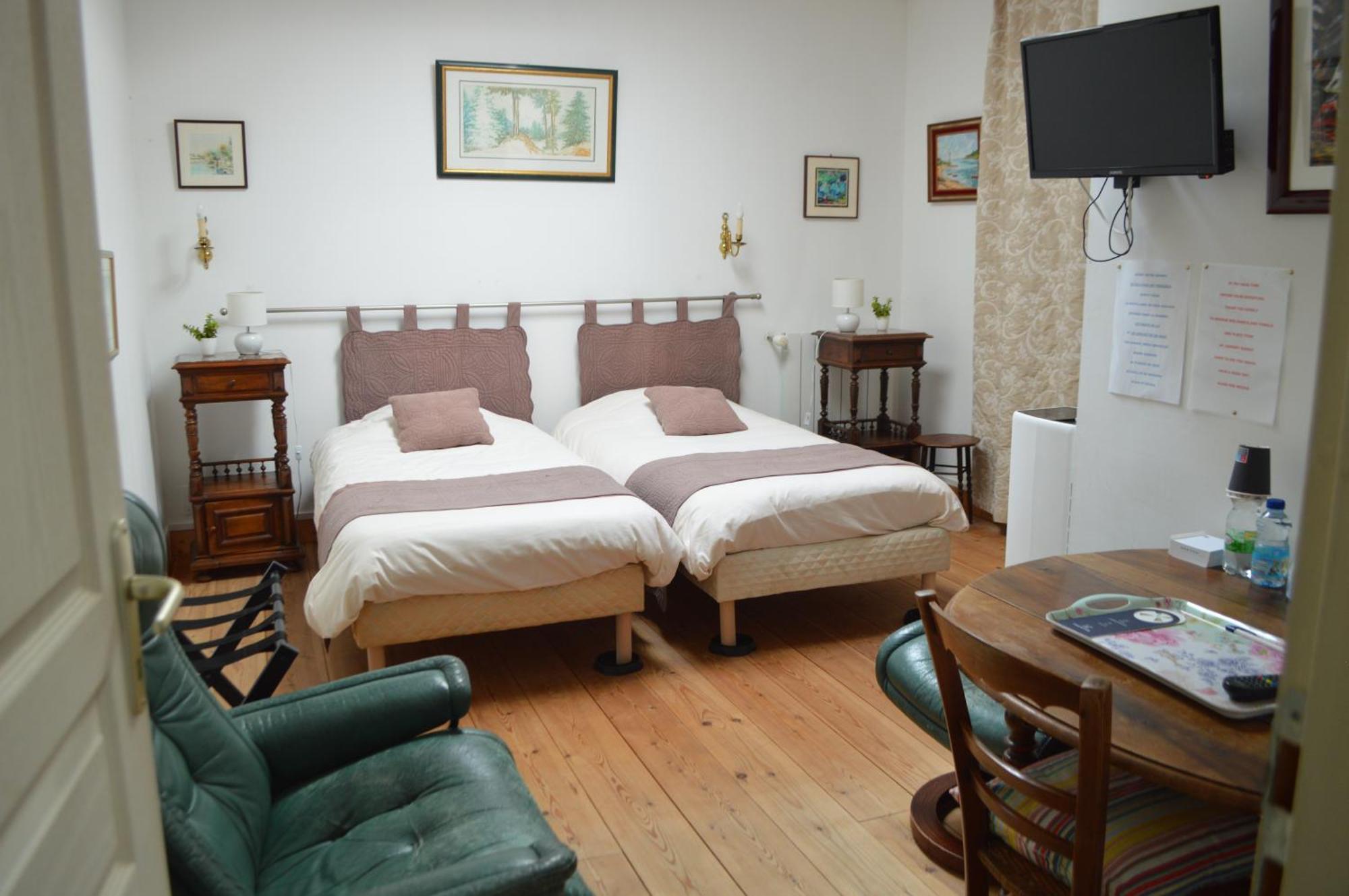 コニャック Alain Et Nicole Bed & Breakfast エクステリア 写真